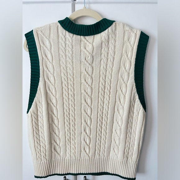 Zara cable knit v neck sweater vest - Picture 2 of 3